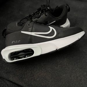 Women’s athletic Nike shoes